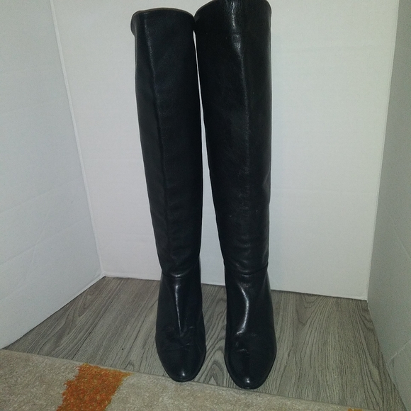 Italian Leather Boots - Picture 2 of 8